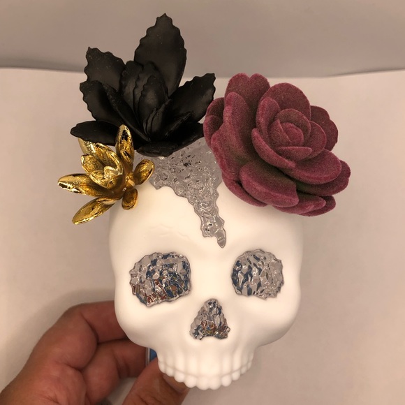Halloween Skull Crystal Wallflower Bath and Body Works 2022 NWT - Picture 2 of 4